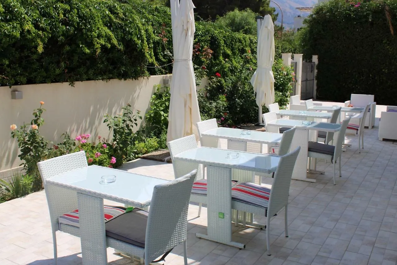 B&B Selene San Vito Lo Capo Bed & Breakfast